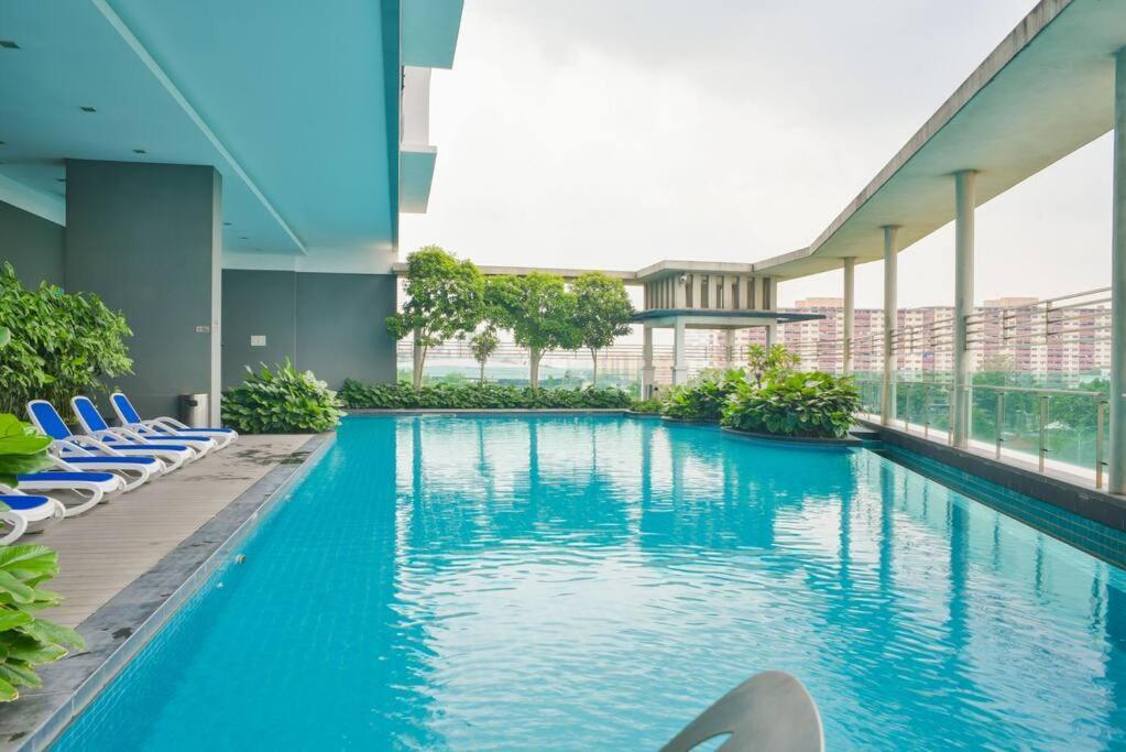 Couple Suite At Casa Residency 5 Mins Walk To Lrt, Jalan Alor & Bukit Bintang Куала-Лумпур Экстерьер фото
